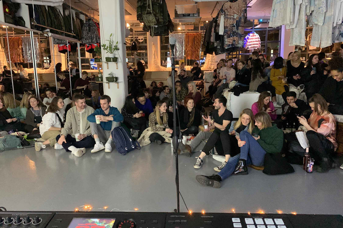 Sofar Sounds at the RÆBURN Lab