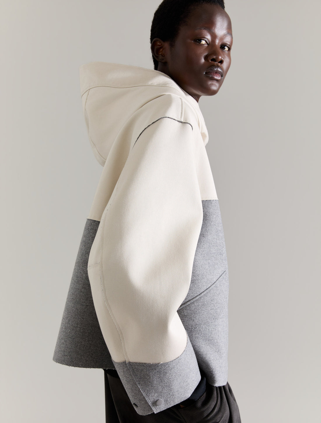 COLOUR-BLOCKED JACKET in MELANGE GREY, image 2