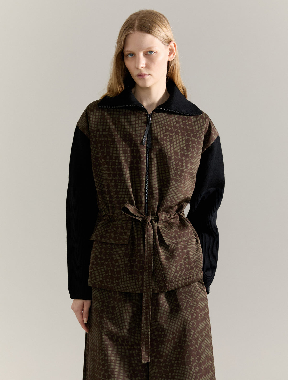 JACKET in KHAKI, image 1