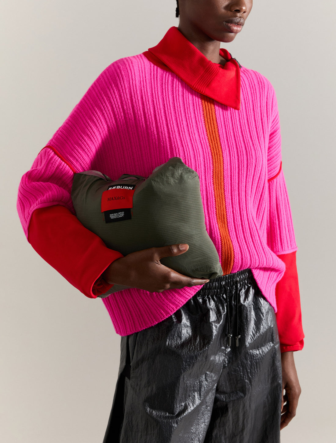 DOWN JACKET in KHAKI, image 5