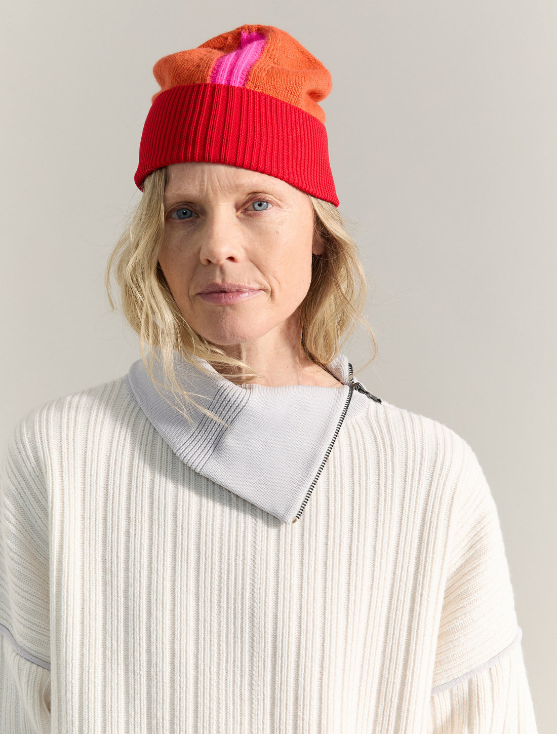 BEANIE HAT in ORANGE, image 1