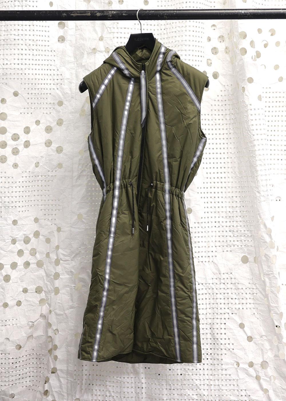 Lightweight Long Gilet Olive RÆBURN